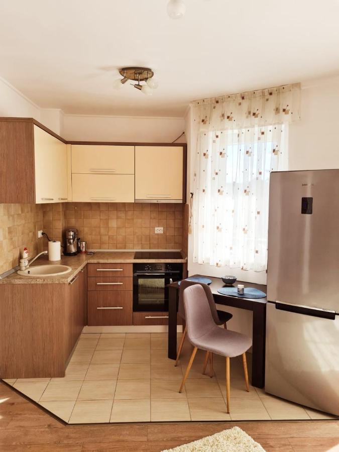 Ideal Apartments Oradea Eksteriør billede